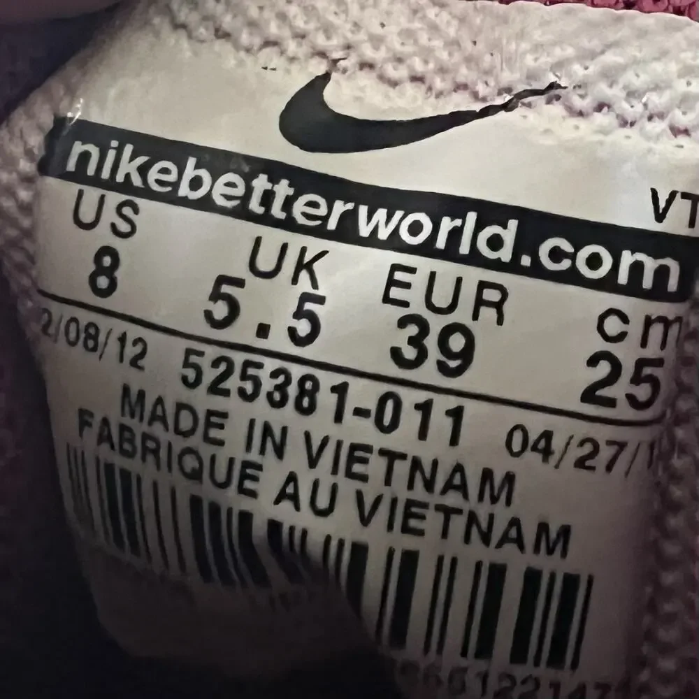 Nike Air Max Women's 8 Purple Black Lace Up Shoes Sneakers Bubble